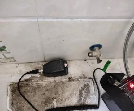 临武屋顶漏水维修公司分享下卫生间漏水的危害及解决方法